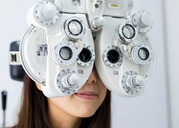 Examen del estado de salud visual en Petrer y Elda