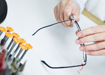 Taller de biselado y reparación de gafas en Petrer y Elda